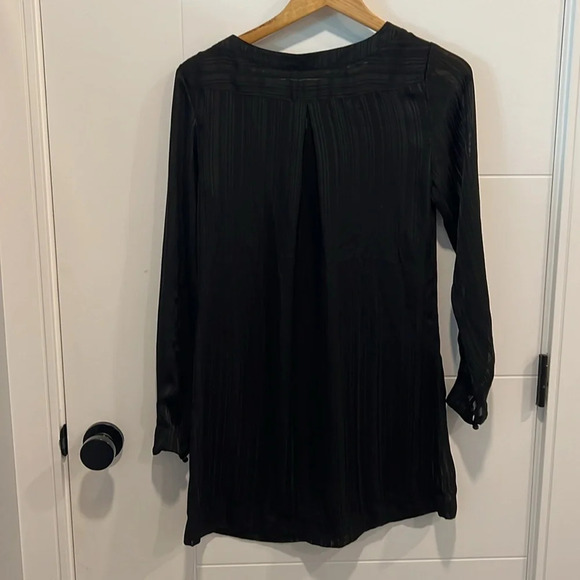 Vero Moda black tunic style sheer top size  medium - Picture 8 of 8